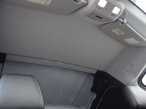 New 2026 Ford Transit 250 148 Medium Roof w/ Load Area Protection Package image 23