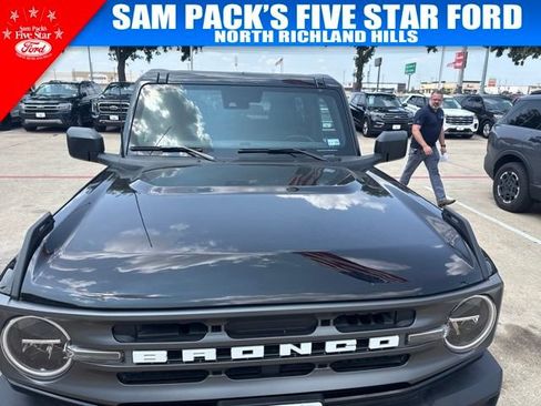 Used 2024 Ford Bronco Big Bend AWD/4WD image 2