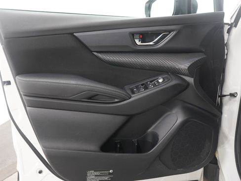 Used 2024 Subaru Ascent Premium w/ Convenience Package image 22