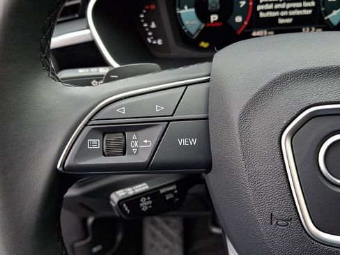 Certified 2025 Audi Q3 2.0T Premium Plus w/ Premium Plus Package image 22