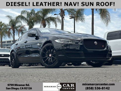 Used 2017 Jaguar XE RWD image 1