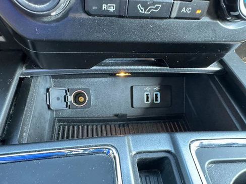 Used 2016 Ford F150 XLT w/ Equipment Group 302A Luxury AWD/4WD image 34