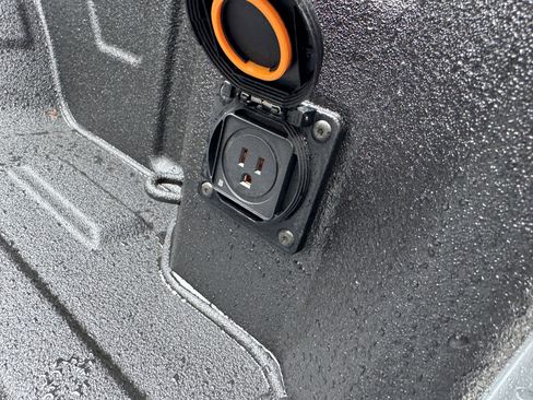 New 2026 GMC Sierra 1500 Elevation image 5