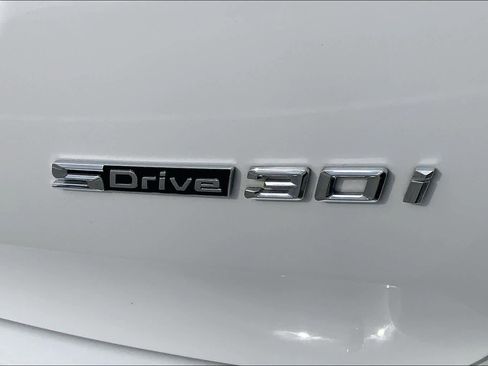 Certified 2023 BMW X3 sDrive30i w/ Premium Package image 9