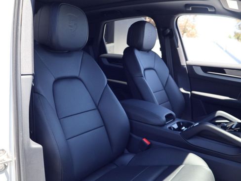 New 2026 Porsche Cayenne AWD/4WD image 24