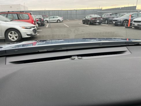 Used 2025 Toyota Camry LE image 20