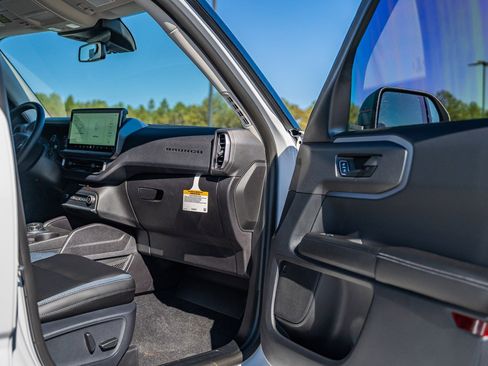 New 2025 Ford Bronco Sport Outer Banks image 7