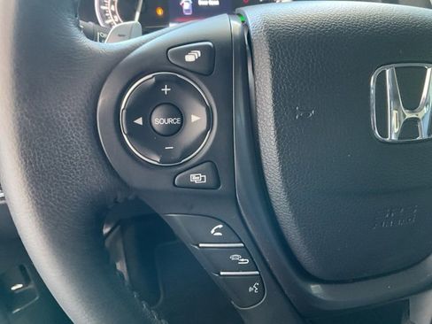 Certified 2023 Honda Ridgeline RTL image 11