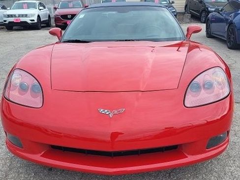 Used 2007 Chevrolet Corvette Convertible w/ Preferred Equipment Group image 17