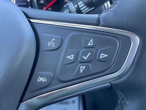 Used 2024 Chevrolet Equinox LT image 19