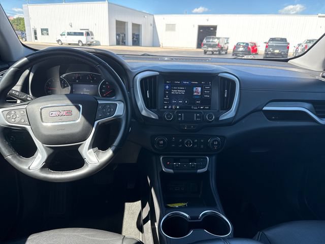 Used 2024 GMC Terrain SLT AWD/4WD image 15