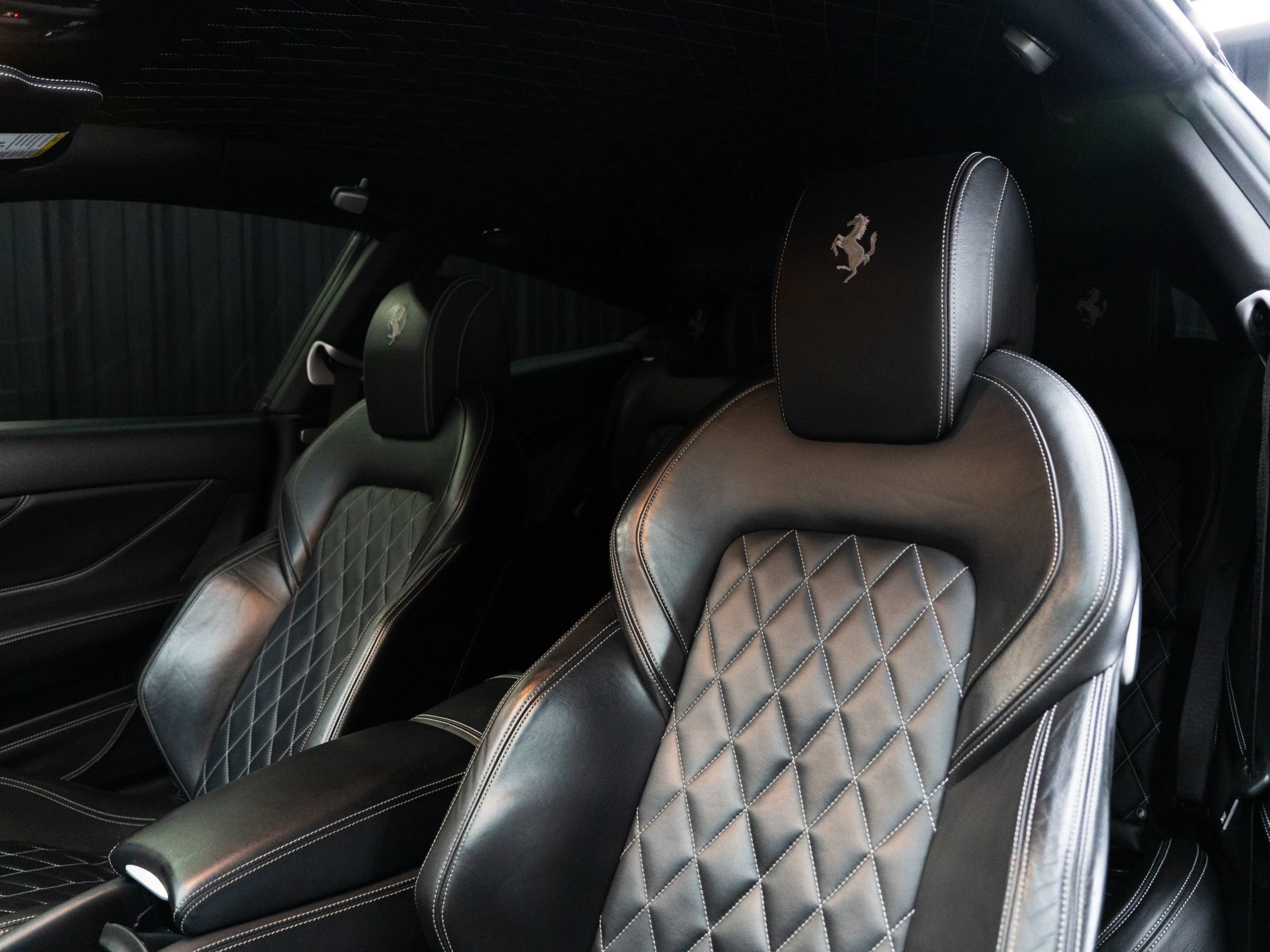 Used 2012 Ferrari FF AWD/4WD image 34