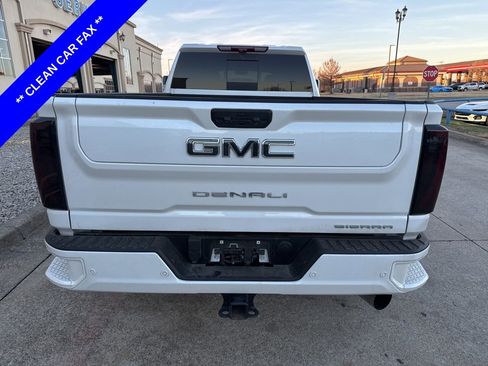 Used 2025 GMC Sierra 3500 Denali Ultimate image 9