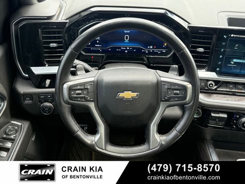 Used 2022 Chevrolet Silverado 1500 LTZ AWD/4WD image 13