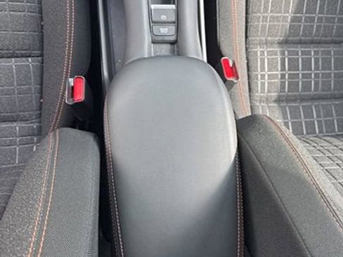 Used 2024 Honda HR-V Sport image 12