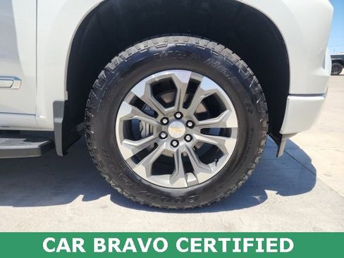 Certified 2025 Chevrolet Silverado 1500 High Country image 24