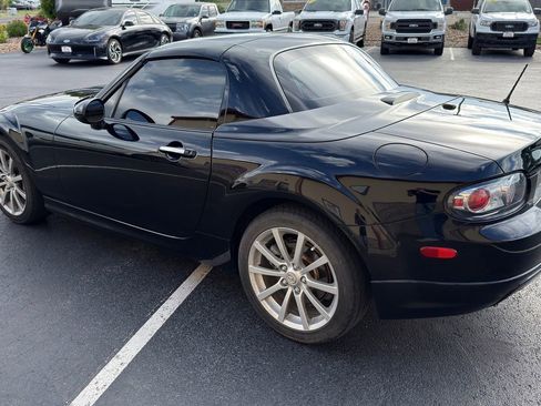 Used 2008 MAZDA MX-5 Miata Grand Touring w/ Premium Pkg RWD image 6