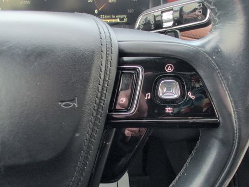 Used 2021 Lincoln Aviator Reserve image 23