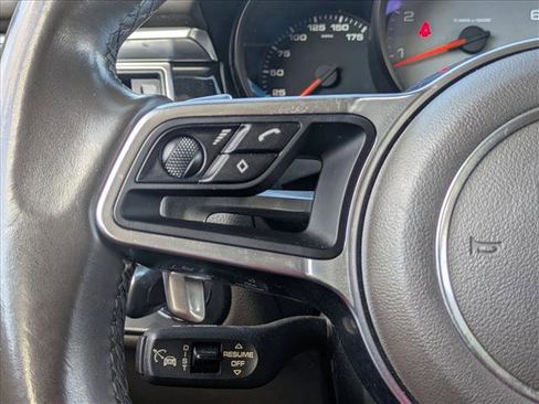 Used 2018 Porsche Macan S image 13