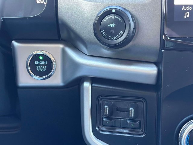 Used 2024 Ford Expedition XLT AWD/4WD image 21