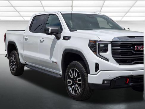 Certified 2024 GMC Sierra 1500 AT4 w/ Technology Package AWD/4WD image 50