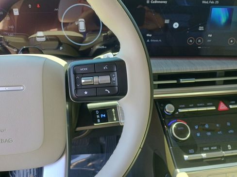 Used 2024 Hyundai Santa Fe Calligraphy image 30