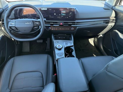 New 2026 Kia Sportage SX Prestige image 10