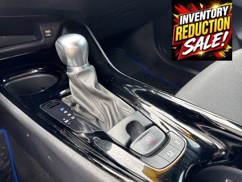 Used 2021 Toyota C-HR XLE FWD image 23