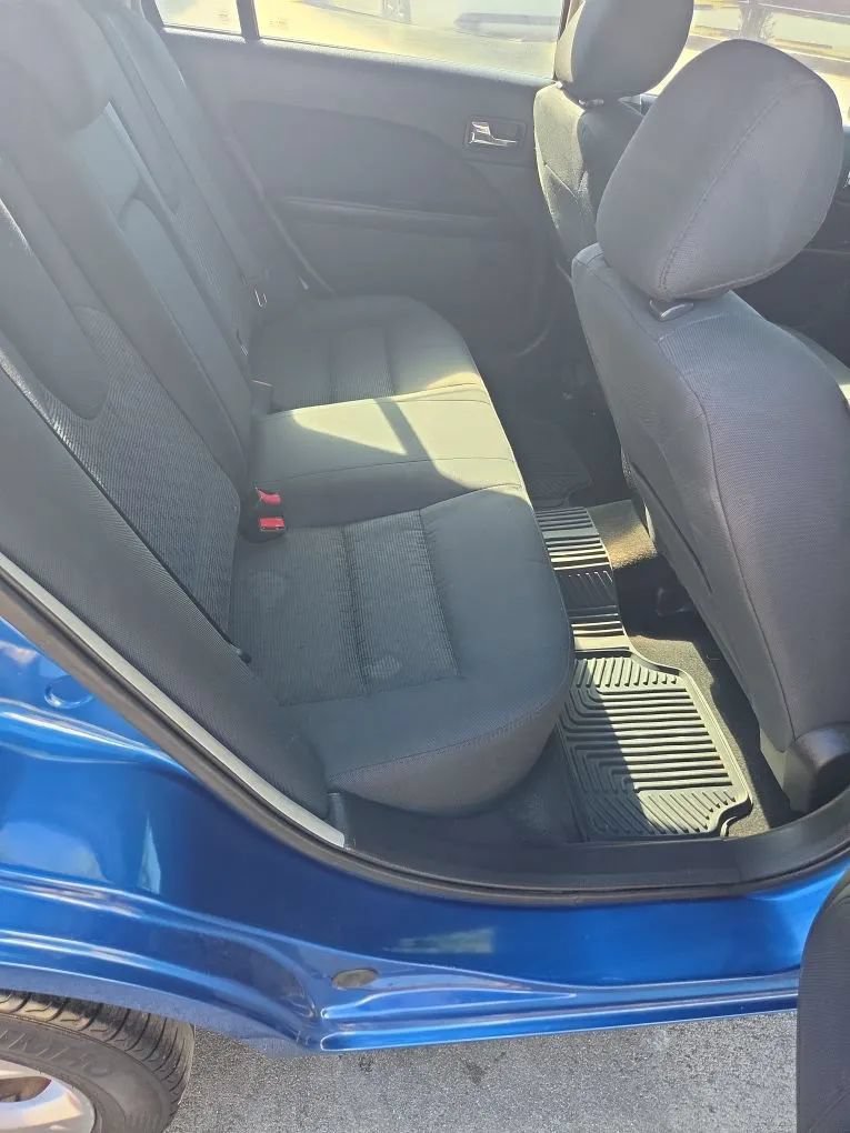Used 2012 Ford Fusion SE FWD image 22