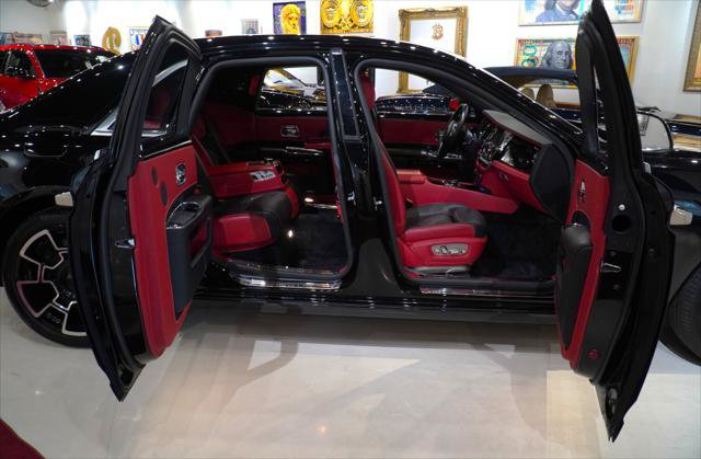 Used 2017 Rolls-Royce Ghost RWD image 20