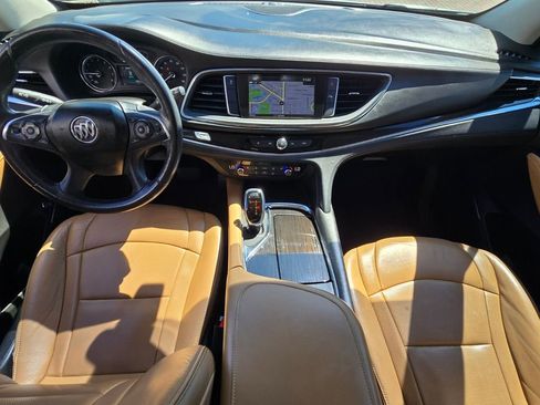 Used 2018 Buick Enclave Essence image 21