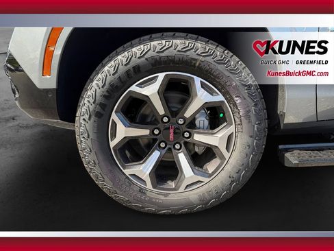New 2026 GMC Yukon XL AT4 Ultimate w/ LPO, Floor Liner Package AWD/4WD image 11