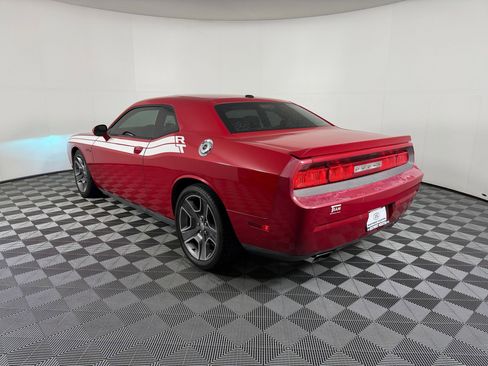 Used 2013 Dodge Challenger R/T RWD image 3