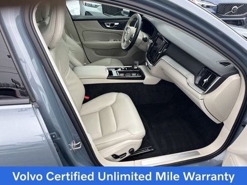 Certified 2023 Volvo S60 T8 Plus image 3