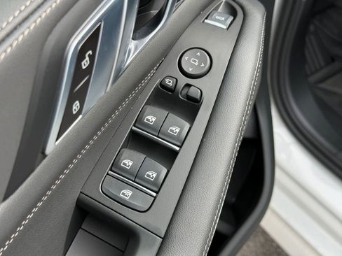 New 2026 BMW X5 xDrive40i w/ Executive Package image 15