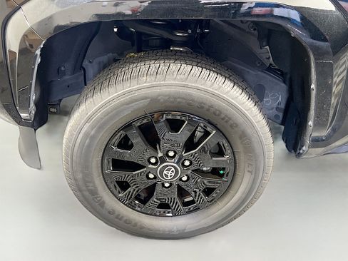 Used 2024 Toyota Tacoma SR5 image 13