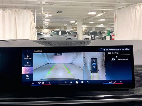 New 2026 BMW X5 xDrive40i w/ M Sport Package image 19