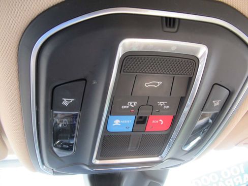 Used 2022 Jeep Grand Cherokee L Limited AWD/4WD image 33