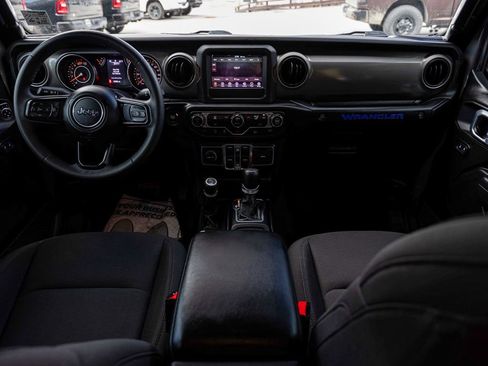 Used 2023 Jeep Wrangler Unlimited Sport AWD/4WD image 27