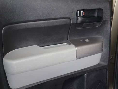 Used 2012 Toyota Tundra SR5 image 39