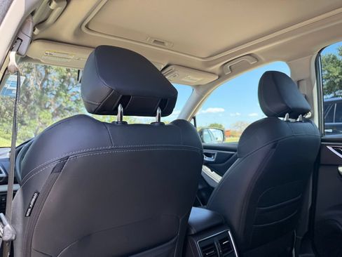 Used 2022 Subaru Forester Limited AWD/4WD image 19