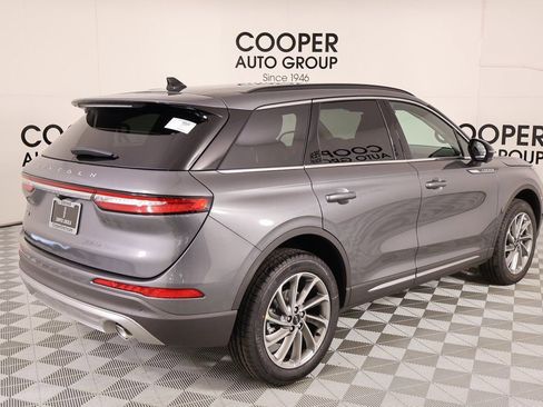 New 2026 Lincoln Corsair Premiere FWD image 21