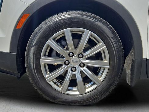 Used 2019 Cadillac XT4 Premium Luxury AWD/4WD image 8