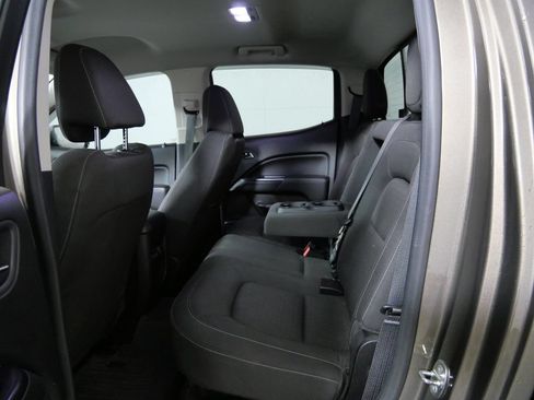 Used 2016 GMC Canyon SLE w/ SLE Convenience Package AWD/4WD image 14