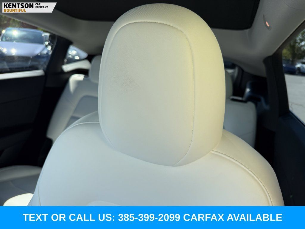 Used 2024 Tesla Model Y Performance AWD/4WD image 27