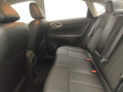 Used 2019 Nissan Sentra SL image 18