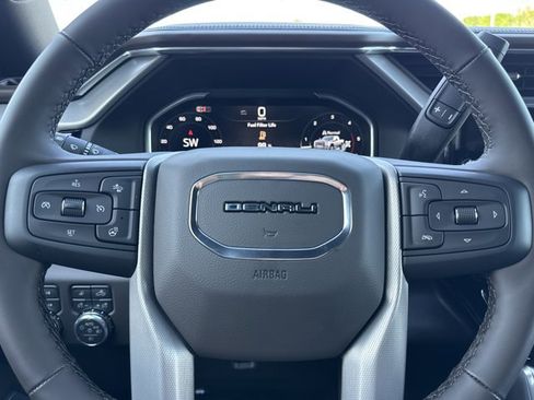 New 2026 GMC Sierra 2500 Denali w/ Denali Reserve Package AWD/4WD image 24