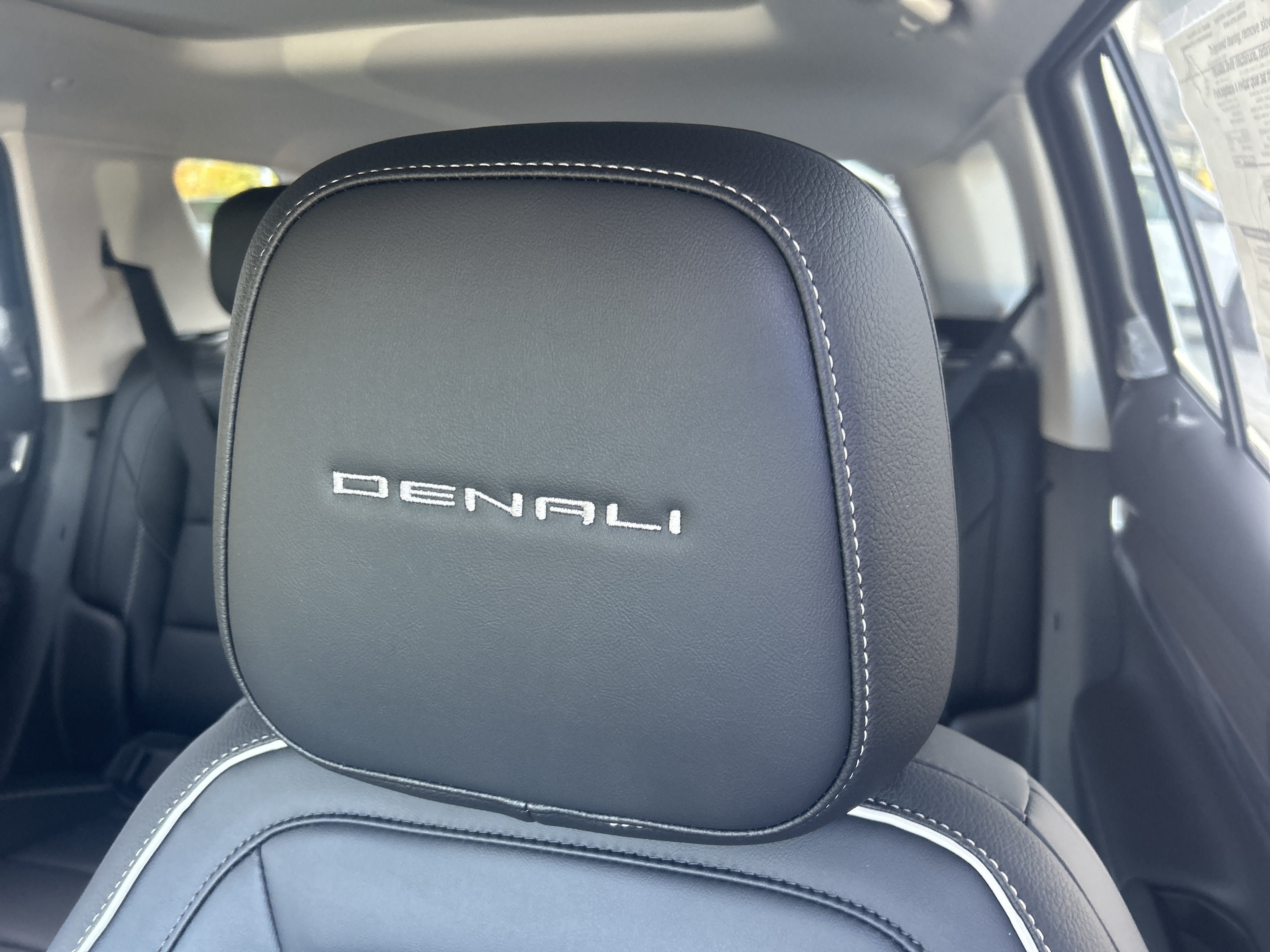 New 2027 GMC Terrain Denali w/ LPO, Floor Liner Package AWD/4WD image 22