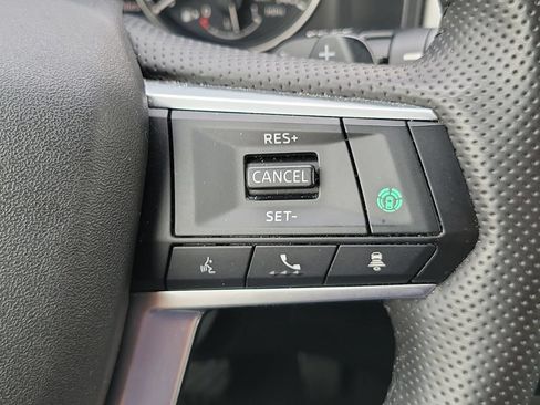 Used 2025 Mitsubishi Outlander SE AWD/4WD image 15