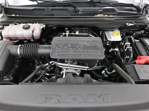 Used 2025 RAM 1500 Big Horn RWD image 15